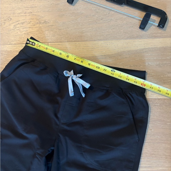 FIGS High Waisted Isabel Wide Leg Scrub Pants Black Large NWT NEW nurse doctor - Picture 13 of 16